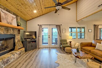 112 John English Dr in Clayton, GA - Building Photo - Building Photo