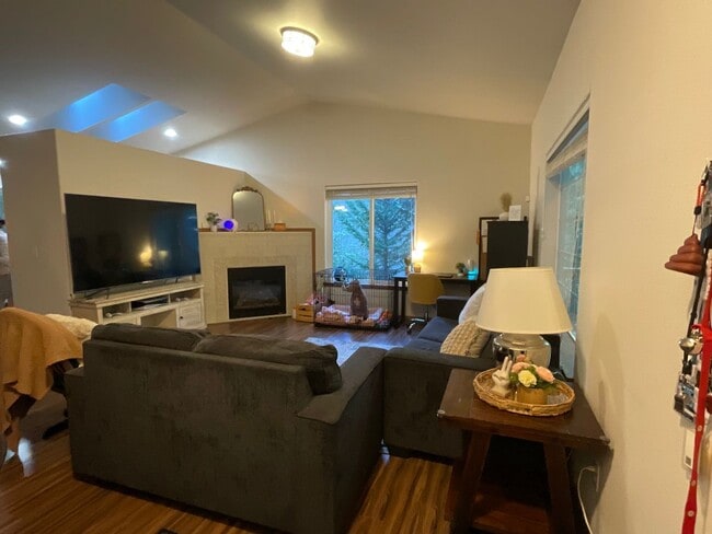 22311 Bluewater Dr SE in Yelm, WA - Building Photo - Building Photo