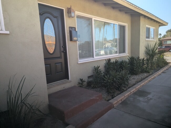1428 S F St in Oxnard, CA - Building Photo - Building Photo