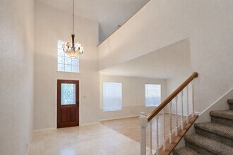 2630 Lakeway Dr in Seabrook, TX - Building Photo - Building Photo