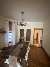 1040 W Newport Ave in Chicago, IL - Building Photo - Building Photo