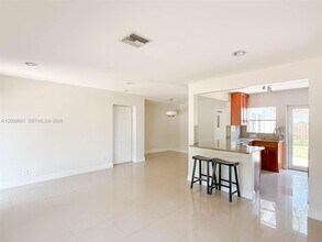 321 NE 29th St in Boca Raton, FL - Building Photo - Building Photo
