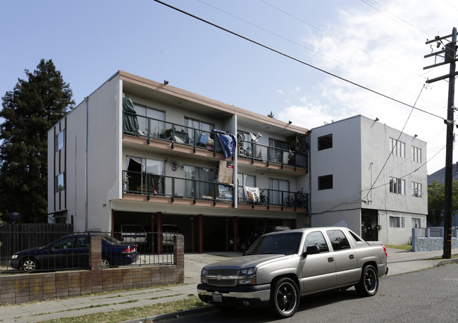 3140 Ellis St in Berkeley, CA - Building Photo - Building Photo