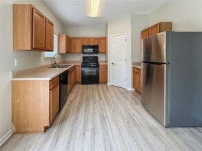 3710 Verde Glen Ln in Cumming, GA - Foto de edificio - Building Photo