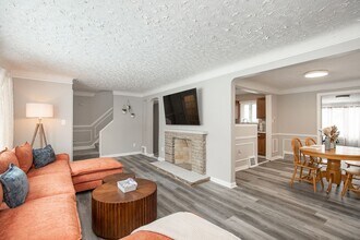 17104 Eldamere Ave in Cleveland, OH - Building Photo - Building Photo