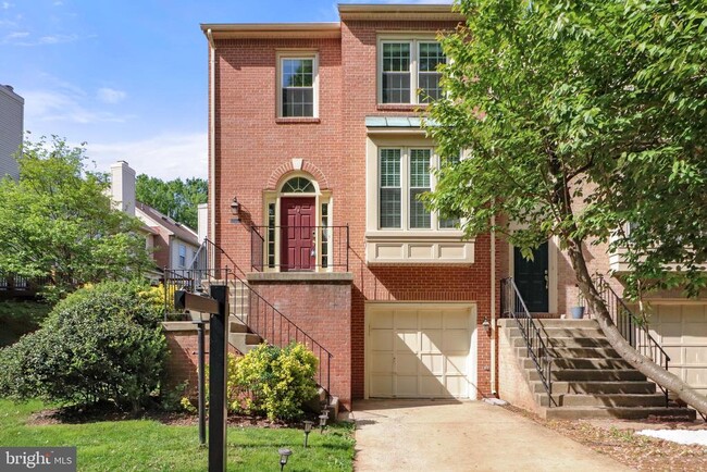 property at 3860 Inverness Rd