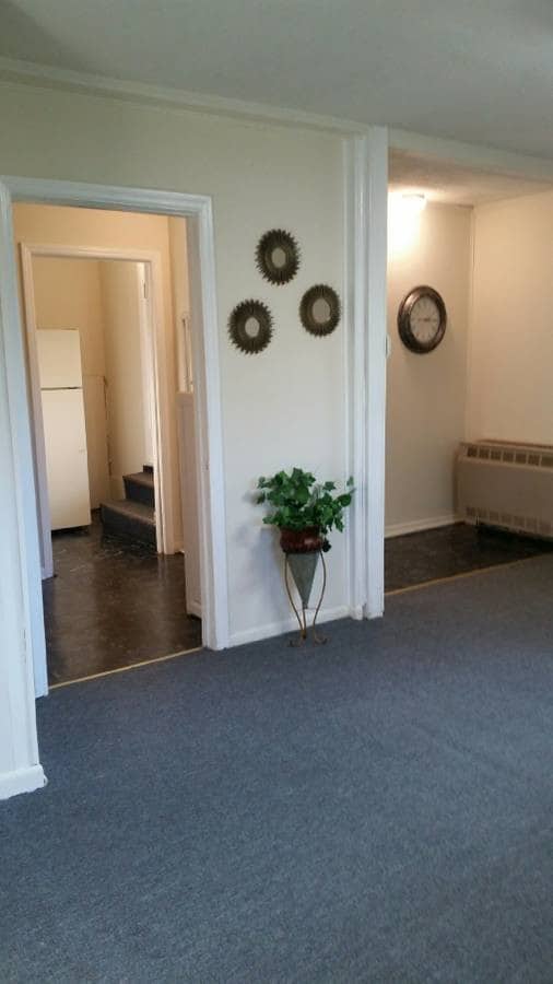 101 Woodcrest Dr, Unit B