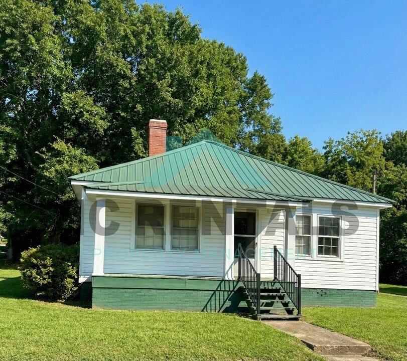 1318 Front St in Eden, NC - Building Photo