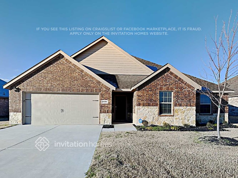 1536 Old Quarry Dr in Waxahachie, TX - Building Photo