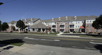 Sunwood Apartments