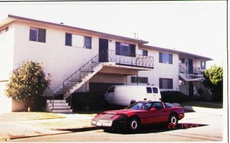 2500 W El Segundo Blvd Apartments