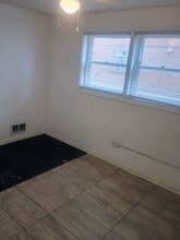 307 Yates Ave, Unit 1 in Calumet City, IL - Building Photo - Building Photo