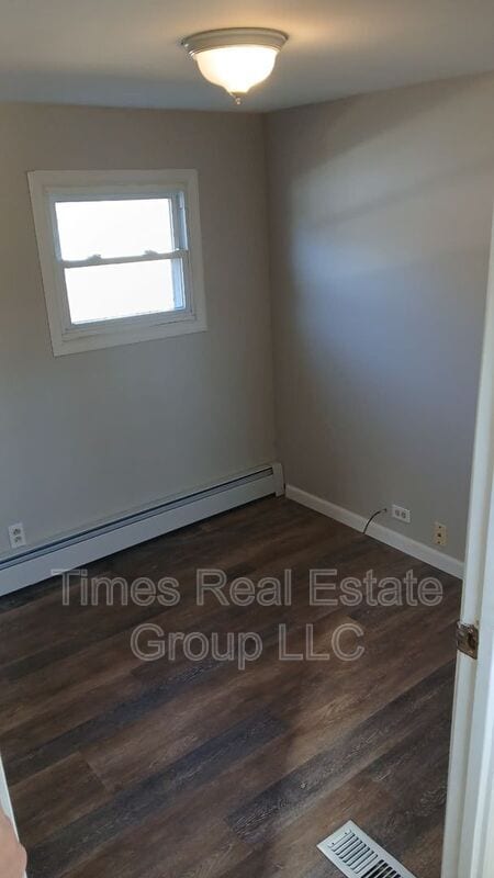 property at 1994 Creek Rd