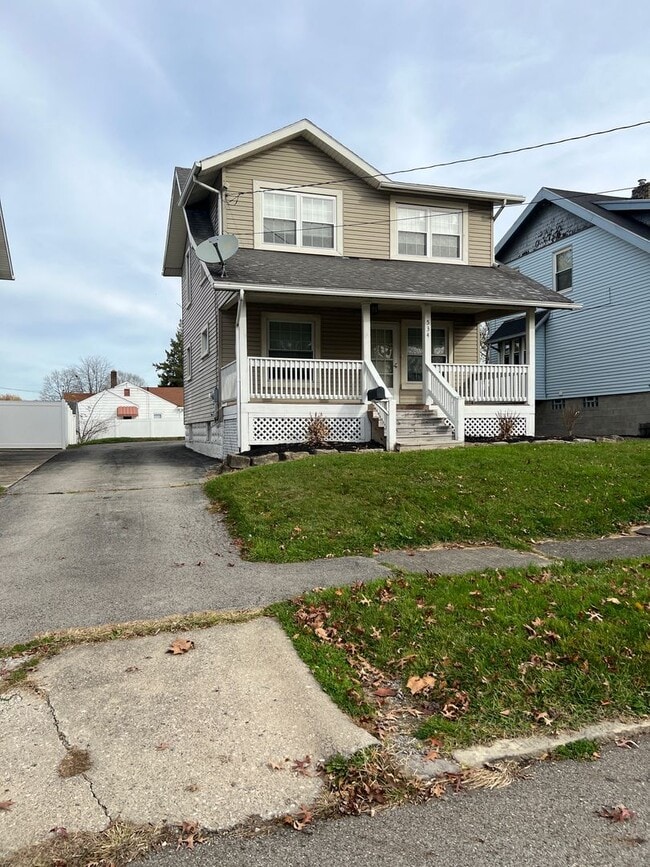 property at 534 E Prospect St