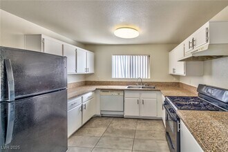 3957 Rebecca Raiter Ave in Las Vegas, NV - Building Photo - Building Photo