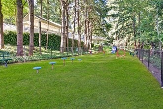 z-032526-The Heights at Bear Creek Apartments in Redmond, WA - Building Photo - Building Photo