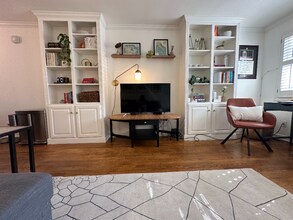 618 S Pitt St in Alexandria, VA - Foto de edificio - Building Photo