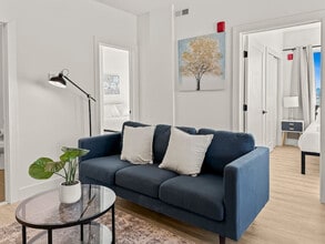 2400 E Huntingdon St in Philadelphia, PA - Building Photo - Building Photo