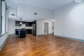 Elliott Building in Detroit, MI - Foto de edificio - Interior Photo