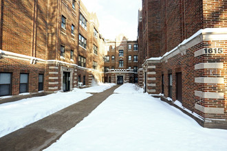 Jorge Hernandez Apartments in Chicago, IL - Building Photo - Building Photo