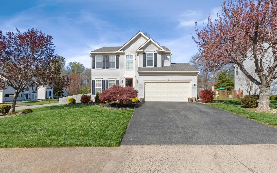 6 Beau Ridge Dr in Stafford, VA - Building Photo