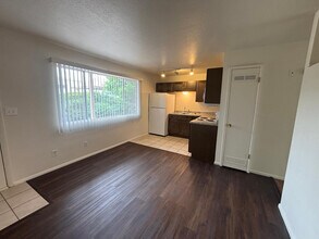 1200 Lanny Ave in Clarkdale, AZ - Foto de edificio - Building Photo