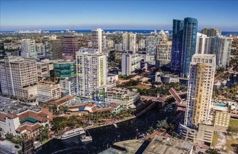 10X Riverwalk (4 West Las Olas) in Fort Lauderdale, FL - Foto de edificio - Building Photo