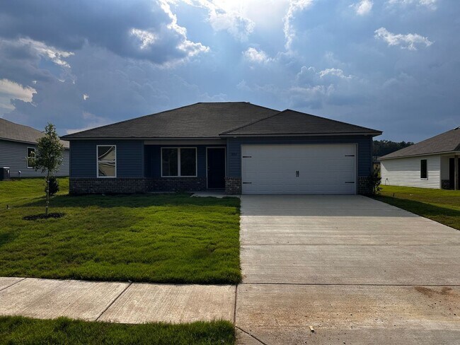 property at 884 Camden Lp