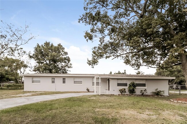 property at 8315 Calais Cir