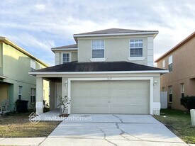 1627 Prowmore Dr in Brandon, FL - Building Photo