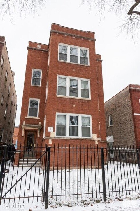 4912 N Troy St-Unit -G, in Chicago, IL - Building Photo