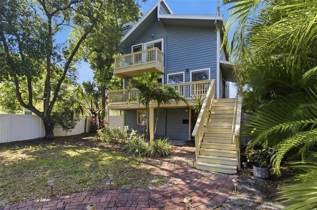 property at 304 16th Ave N