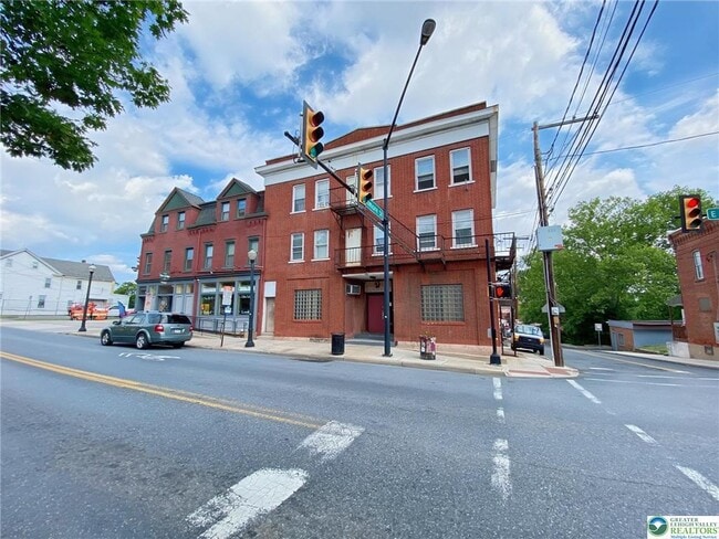 429 E 4th St in Bethlehem, PA - Building Photo - Building Photo