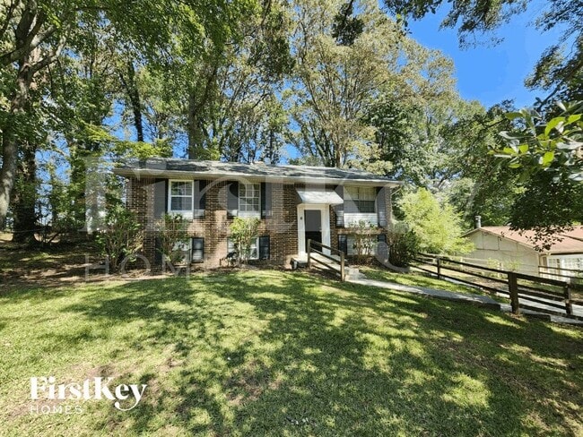 property at 342 Roxbury Dr