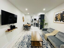 315 E 78th St in New York, NY - Building Photo
