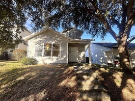 1064 Park Central Cir in Groveland, FL - Building Photo