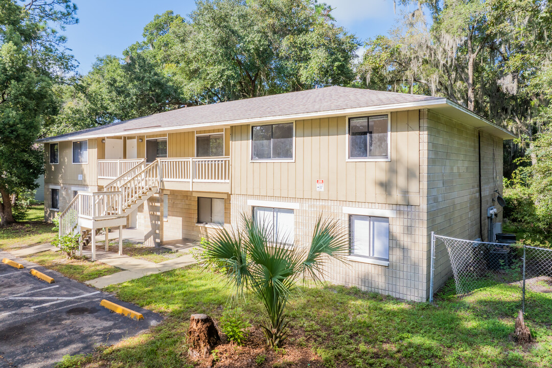 Cedar Ridge Apartments in Gainesville, FL - Building Photo