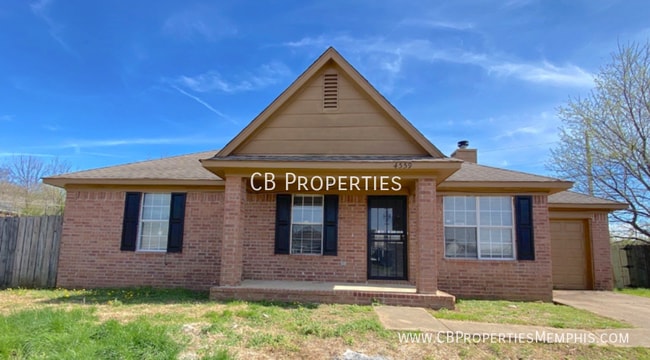 4559 Cedar Leaf Cove