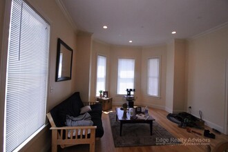 15 Sparhawk St, Unit 1 in Boston, MA - Building Photo - Building Photo