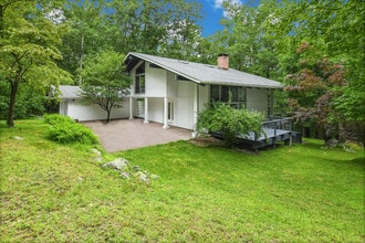 70 Birch Hill Rd in Weston, CT - Building Photo - Building Photo