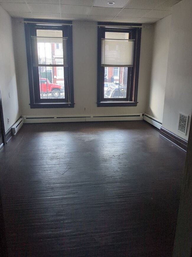 property at 620 W King St