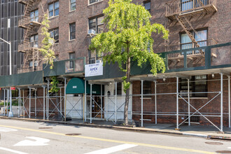 The Hendrik House in New York, NY - Foto de edificio - Building Photo