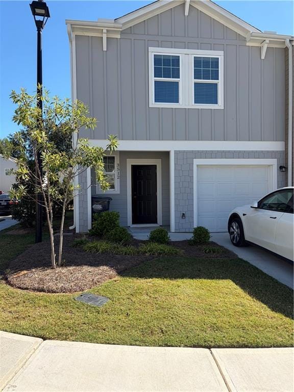 property at 3512 Condor Ct