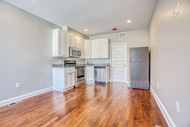 1623 E Baltimore St in Baltimore, MD - Building Photo - Building Photo