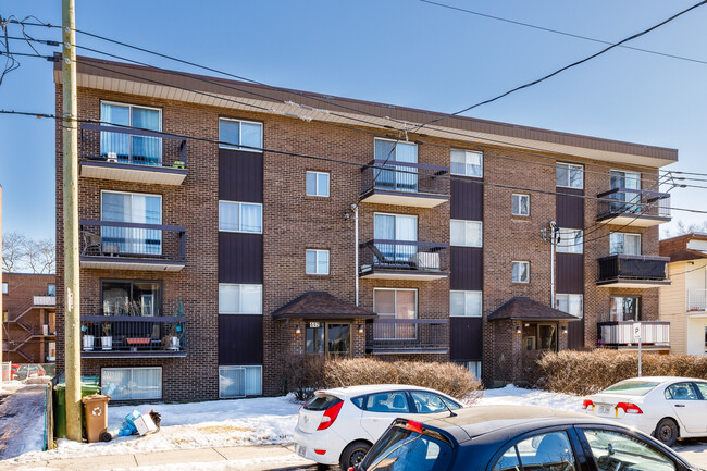 436 17E Av in Lachine, QC - Building Photo - Building Photo