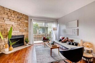 7476 E Arkansas Ave in Denver, CO - Building Photo