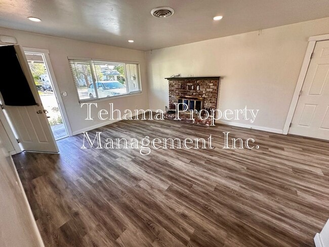 22845 Sanford St in Red Bluff, CA - Building Photo - Building Photo