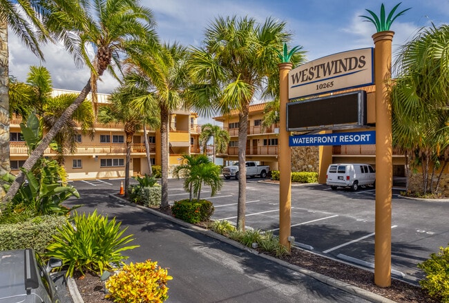 Westwinds Waterfront Resort in Treasure Island, FL - Building Photo - Building Photo