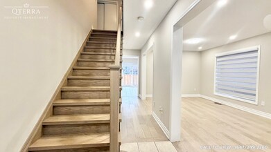 3036 Abernathy Way in Oakville, ON - Building Photo - Building Photo