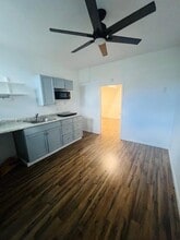 6690 Miramar Pkwy in Miramar, FL - Building Photo - Building Photo
